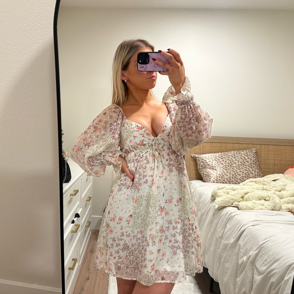 Francesca’s floral dress SzXS